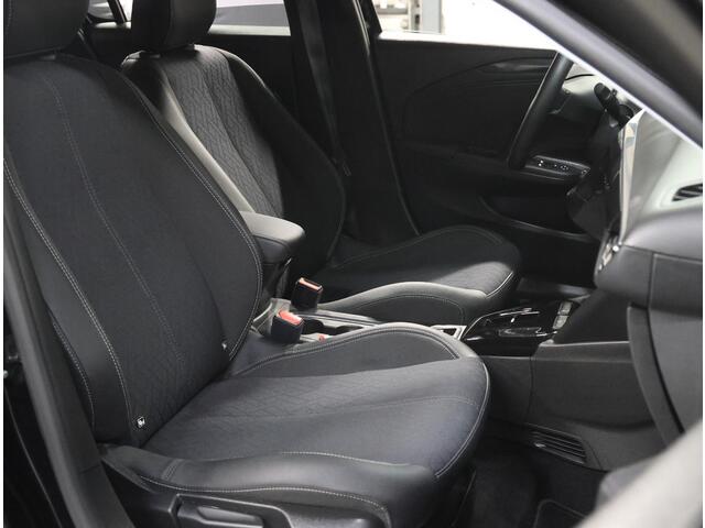 Opel e-Corsa Level 3 50kWh 136PK | 1ste eigenaar | ACCU 95% | AppleCarplay/AndroidAuto | Armsteun | Winterpakket | 17"LMV | Parkeersensoren | Navigatie | AUTOMAAT | Cruise Control | Climate Control | Keyless | Isofix | Privacy Glass |