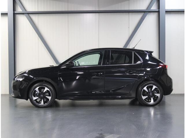 Opel e-Corsa Electric 50 kWh 136PK | 1ste eigenaar | ACCU 99% | AppleCarplay/AndroidAuto | Armsteun | 16"LMV | AUTOMAAT | Cruise Control | Climate Control | Keyless | Isofix | Privacy Glass |