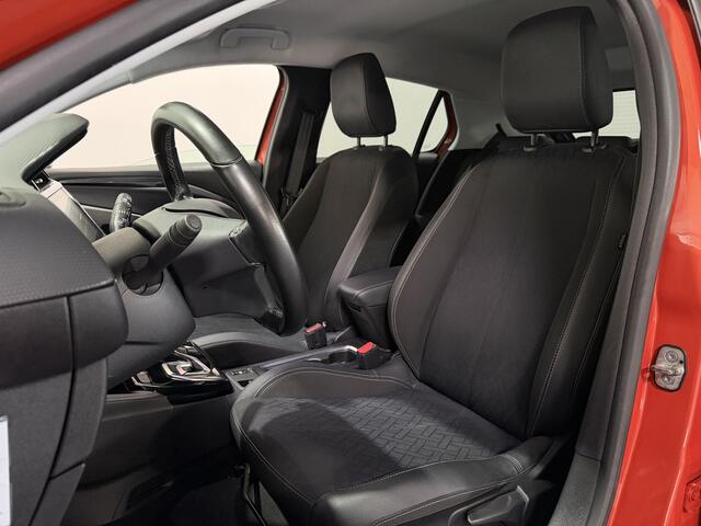 Opel e-Corsa Elegance 50 kWh - Camera / Carplay / Lane assist