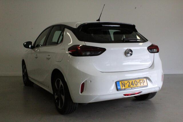 Opel e-Corsa Elegance 50 kWh | NAVIGATIE | STOEL+STUUR/VERW | CARPLAY | DAB-RADIO | KEYLESS | LMV | PDC |
