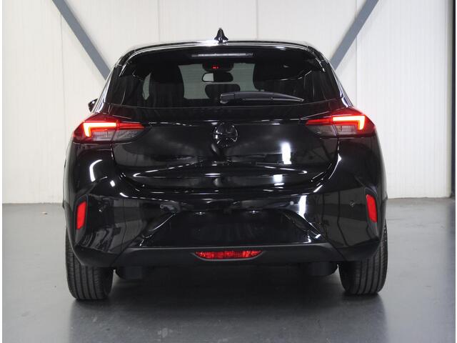 Opel e-Corsa Electric Long Range GS 51 kWh | 8 jaar garantie | Achteruitrijcamera | Apple CarPlay / Android Auto | LED Koplampen | Sport Stoelen | Sport Stuur |