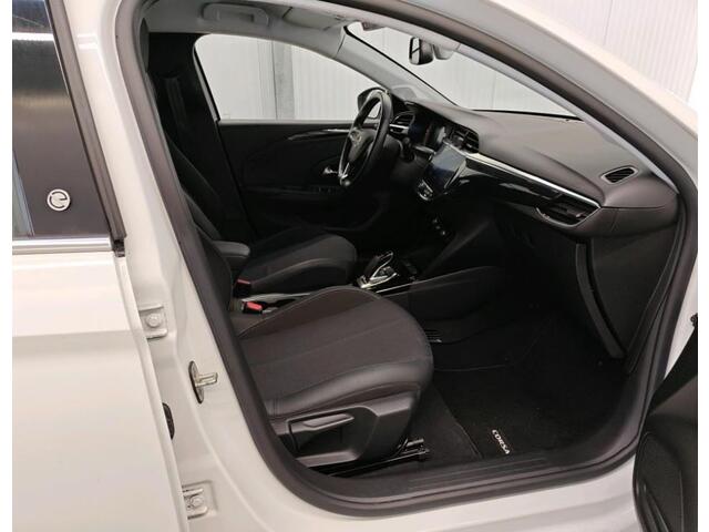 Opel e-Corsa Elegance 100KW / 50 kWh / Naviagtie / 1/2Leder / Airco-ecc./ Keyless entry / Radio multimedia / Premium Pack./