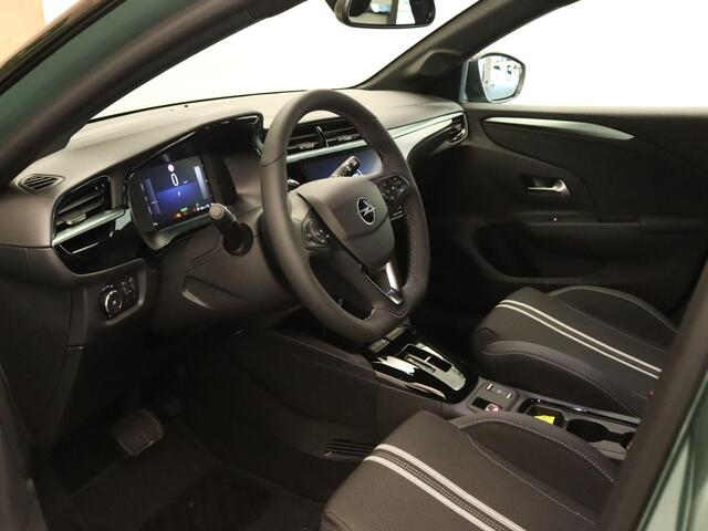 Opel e-Corsa Electric Yes 50 kWh - APPLE CARPLAY/ANDROID AUTO - VOORSTOELEN VERWARMD - STUURVERWARMING - CLIMATE CONTROL - PARKEERSENSOREN VOOR EN ACHTER - CRUISE CONTROL
