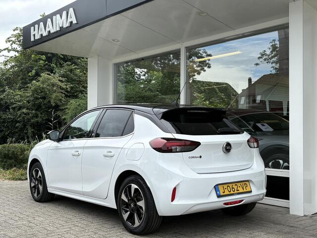 Opel e-Corsa Elegance 50 kWh | Winterpakket | Panoramadak | Lederen bekleding | Navigatie | 100kW snelladen | Cruise Control | Two Tone