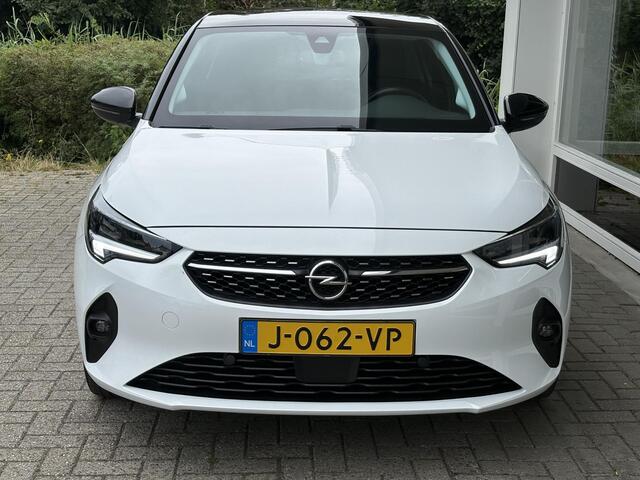 Opel e-Corsa Elegance 50 kWh | Winterpakket | Panoramadak | Lederen bekleding | Navigatie | 100kW snelladen | Cruise Control | Two Tone