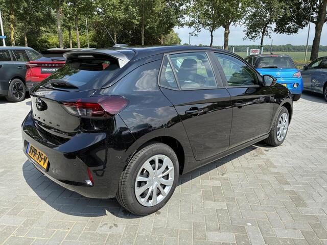 Opel e-Corsa Electric Long Range Edition 51 kWh | DEMO| Climate control | Camera | Parkpilot | LED Verlichting | Electrisch Pakket | Navigatie via Apple carplay/ Android auto
