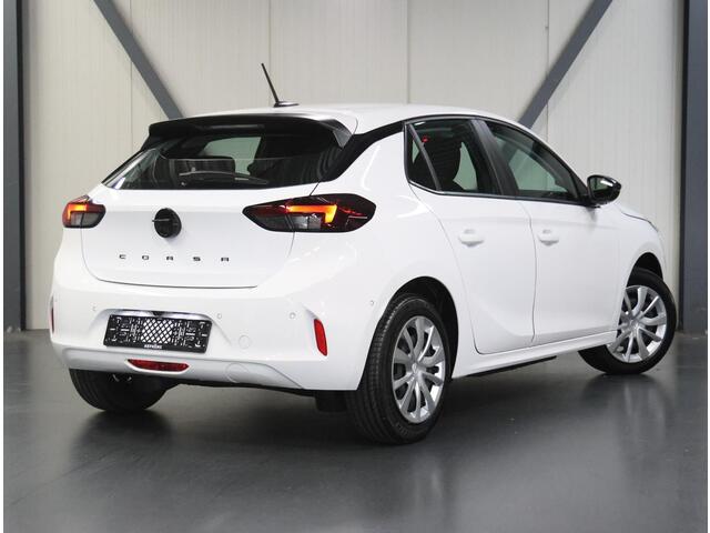 Opel e-Corsa Electric Long Range Business Edition 51 kWh | Stuur en stoelverwarming | Apple CarPlay / AndroidAuto | Achteruitrijcamera