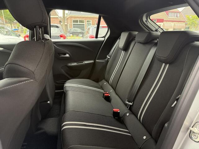 Opel e-Corsa Electric Long Range GS 51 kWh | 8 Jaar garantie | NIEUW | tot 429km WLTP | 100kW snelladen | Stoel- & stuurverwarming | Camera | Apple Carplay/Android Auto