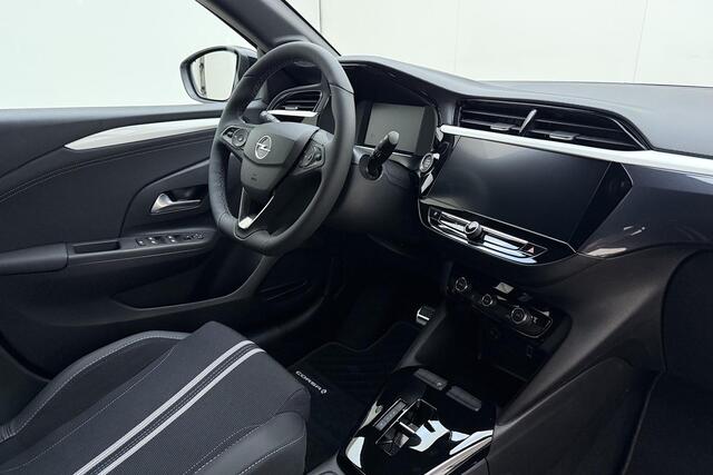 Opel e-Corsa Electric Long Range GS 51 kWh | 8 Jaar garantie | NIEUW | tot 429km WLTP | 100kW snelladen | Stoel- & stuurverwarming | Camera | Apple Carplay/Android Auto