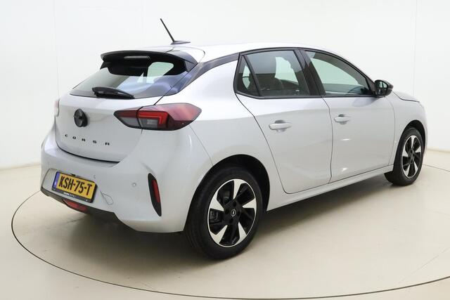 Opel e-Corsa Electric Long Range GS 51 kWh | Stuur en Stoelverwarming | Camera achter | Parkeersensoren v+a | Carplay | Lichtmetalen velgen