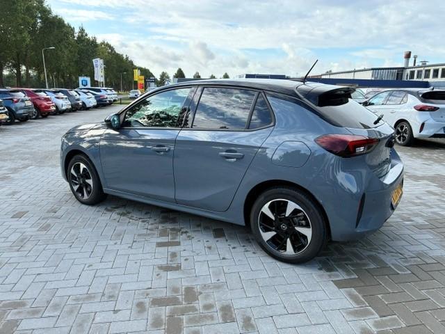 Opel e-Corsa Electric Long Range GS 51 kWh | Camera | Winterpakket | LM-Velgen | GS Stoelen | Park Pilot | 3-Fase | Led Verlichting |