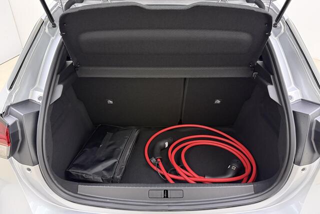 Opel e-Corsa Electric Long Range Business Edition 51 kWh | Climate Control | Camera | Park Pilot | 8 Jaar Garantie | Groot scherm |