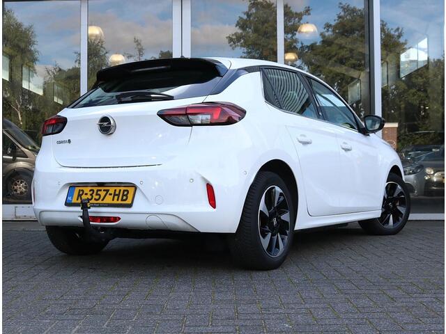 Opel e-Corsa Elegance 50 kWh Apple / Android | Camera | Trekhaak