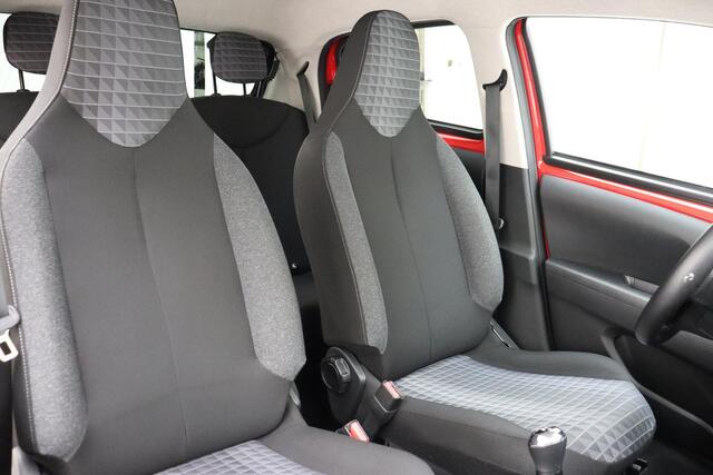 Peugeot 108 1.0 e-VTi Active | Airco | 5-Deurs | Bleutooth Telefoon Voorbereiding | Getinte Ramen |