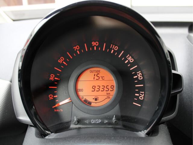 Peugeot 108 1.0 e-VTi Active /NAVI/LED/DAB+/Achteruitrijcamera/Miracast/Bluetooth/AIRCO/CV/ISOFIX/NAP! 1e eig!