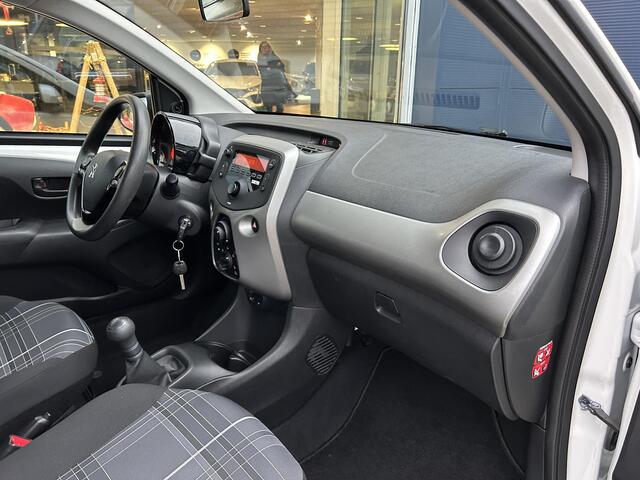 Peugeot 108 1.0 e-VTi Active | Airco | 5 Deurs | LED Dagrijverlichting | Bleutooth Telefoon & Audio | Elektrisch Pakket | Stuurwielbediening