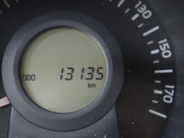 Peugeot 108 1.0 70PK Active | Weinig gereden | Bluetooth | Velgen |