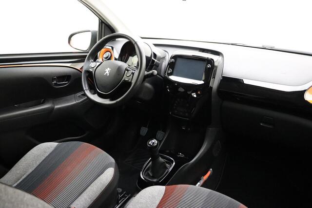 Peugeot 108 1.0 e-VTi Roland Garros TOP! | Climate Control | Camera | Keyless Entry & Start | Elektrisch vouwdak | 15'' LM Velgen