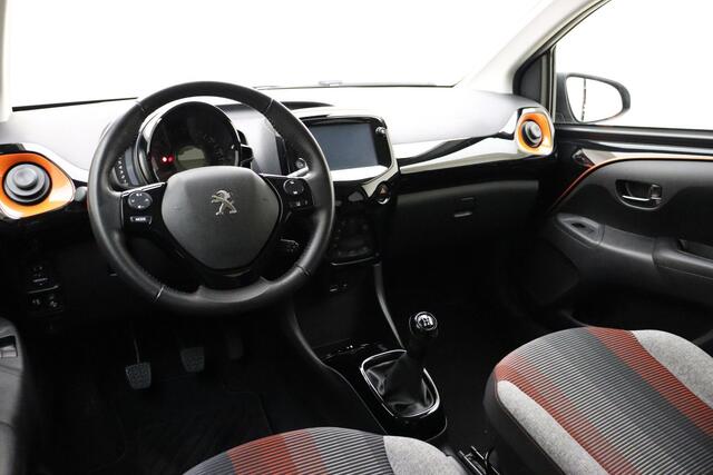 Peugeot 108 1.0 e-VTi Roland Garros TOP! | Climate Control | Camera | Keyless Entry & Start | Elektrisch vouwdak | 15'' LM Velgen