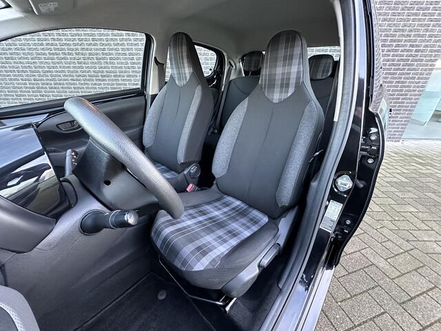 Peugeot 108 1.0 e-VTi Active | 5-deurs | Airco | Lichtmetaal | Elektrisch pakket