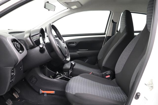 Peugeot 108 1.0 e-VTi Allure Navi Airco Carplay Speed Limit