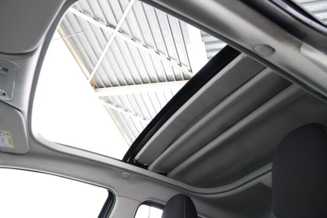 Peugeot 108 1.2 Puretech Allure TOP! / Opendak / Camera / Bluetooth / Airco