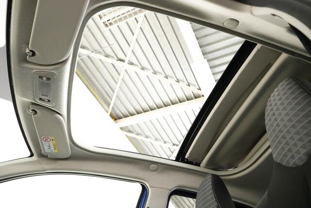 Peugeot 108 1.0 e-VTi Style TOP! / Opendak / Airco / CarPlay / Camera