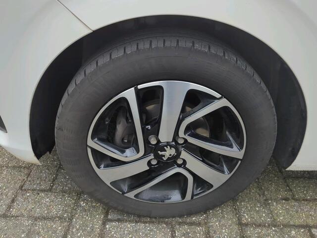 Peugeot 108 1.0 e-VTi Allure