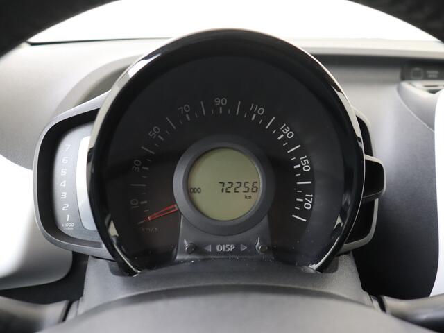 Peugeot 108 1.0 VTi 72PK Allure TOP! | Open Dak | Leder | Climate | Keyless | Camera |
