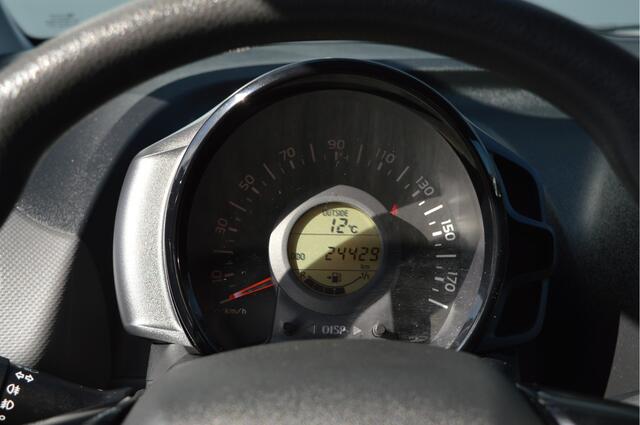 Peugeot 108 1.0 e-VTi | Carplay/Airco/Scherm | Slechts 24.428km |