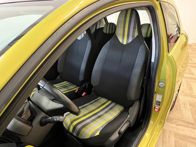 Peugeot 108 1.0 e-VTi Allure Airco / Apple Carplay-Android Auto / Bluetooth / 15" LM Velgen / Getint Glas / Style Pakket / Keurig!