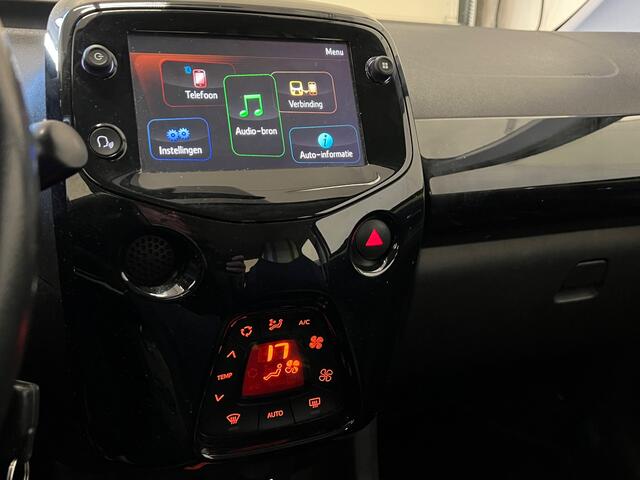 Peugeot 108 1.0 e-VTi Allure Airco / Apple Carplay-Android Auto / Bluetooth / 15" LM Velgen / Getint Glas / Style Pakket / Keurig!