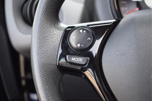 Peugeot 108 1.0 e-VTi Active TOP! Schuifdak, Cabrio, Carplay, Trekhaak, Camera, A/C