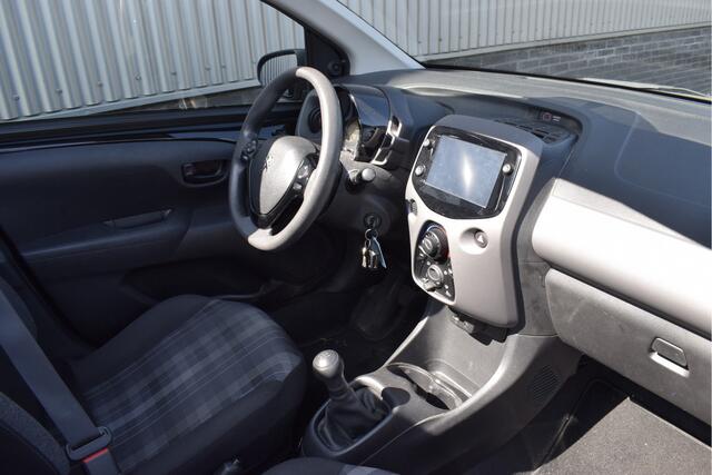 Peugeot 108 1.0 e-VTi Active TOP! Schuifdak, Cabrio, Carplay, Trekhaak, Camera, A/C