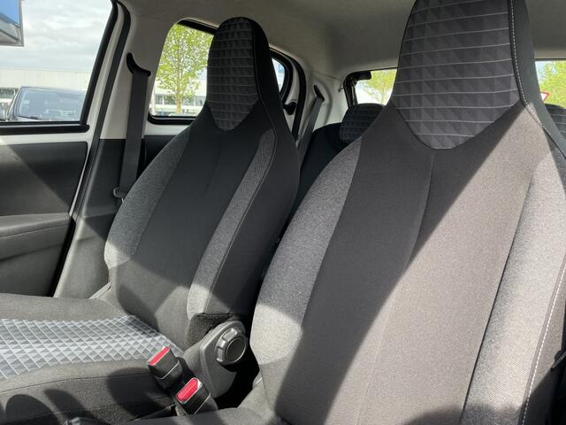 Peugeot 108 1.0 e-VTi Active | Carplay | Airco |