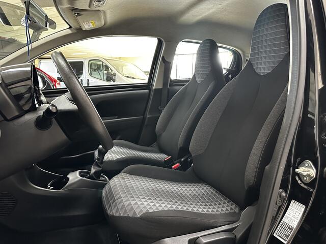 Peugeot 108 1.0 e-VTi Active/ LED Dagrijverl./ DAB+/ Airco/ Multi.Stuur/ Bluetooth/ Elek.Pakket/ Isofix/ C.V.AFstand.