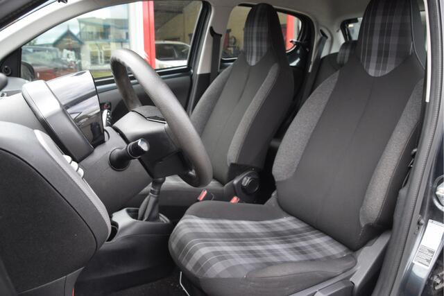 Peugeot 108 1.0 e-VTi Active Carplay l Airco l Camera l DAB l Bluetooth