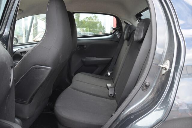 Peugeot 108 1.0 e-VTi Active Carplay l Airco l Camera l DAB l Bluetooth