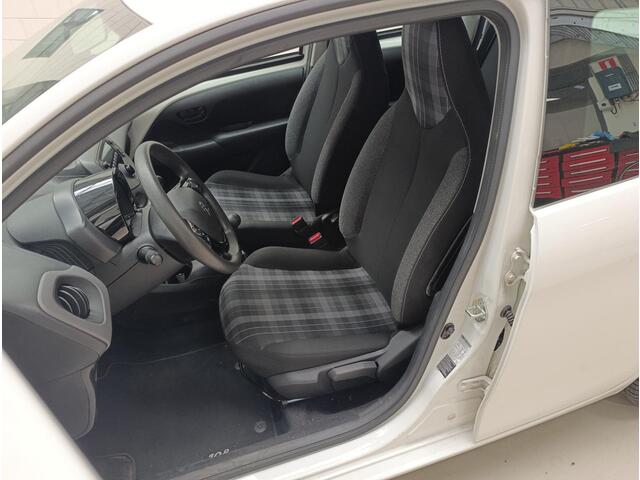 Peugeot 108 1.0 e-VTi Active Airco | Audio | Pdc | Cv | Elektr. ramen