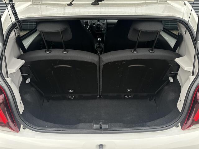 Peugeot 108 1.0 e-VTi Active | Airco | Privacy Glass | Telefoonhouder | Bluetooth | Isofix | Elektrische buitenspiegels/ramen |