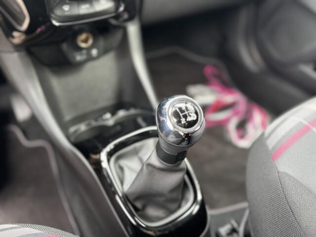 Peugeot 108 e-VTi 68 Allure Speciale art editie | Keyless | Camera | Lichtmetaal | Airco