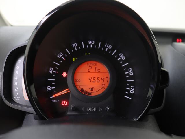 Peugeot 108 1.0 e-VTi Allure | Camera | Climate control | Apple carplay | Pack Style |