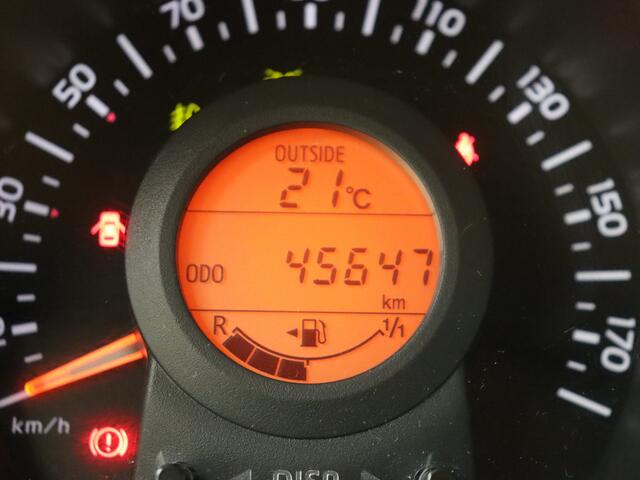 Peugeot 108 1.0 e-VTi Allure | Camera | Climate control | Apple carplay | Pack Style |