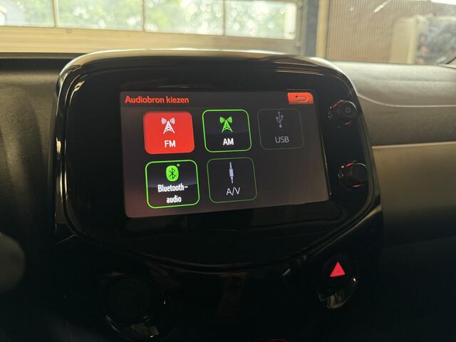 Peugeot 108 1.0 e-VTi Allure Automaat, Airco, Camera, 5DRS