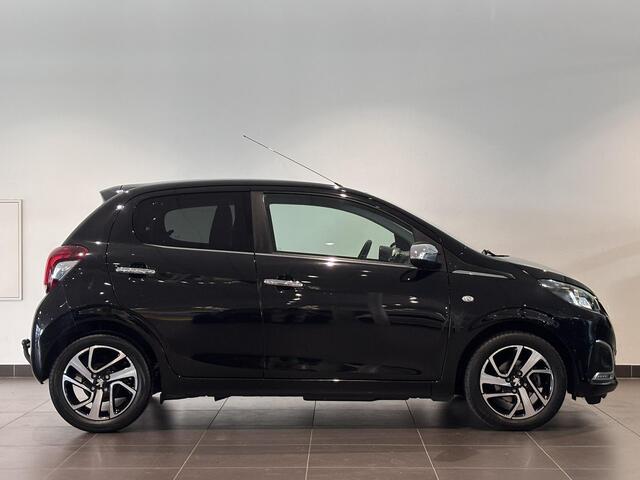 Peugeot 108 5-deurs Allure 1.0 e-VTi 72pk | CAMERA | APPLE CARPLAY / ANDROID AUTO | FIETSENHAAK | CLIMA | LM-VELGEN |