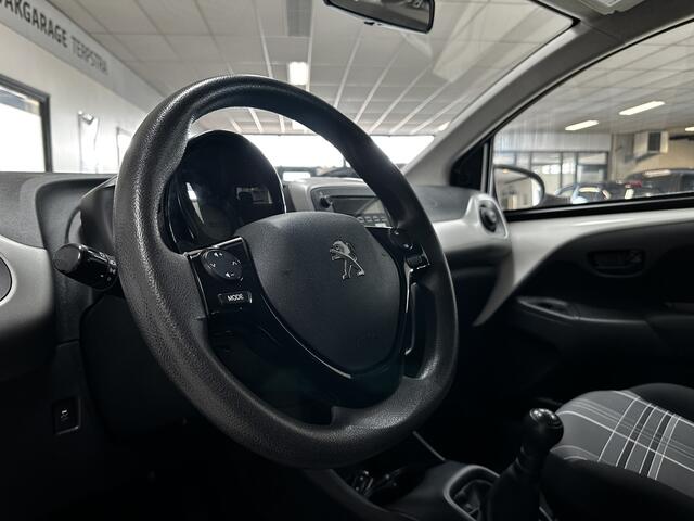 Peugeot 108 1.0 e-VTi Active /5-Drs! /Airco /Elek. ramen voor /C.V. afstand /Bluetooth /AUX & USB /Isofix /LED Dagrijverl. /Getint glas /Mistlampen.