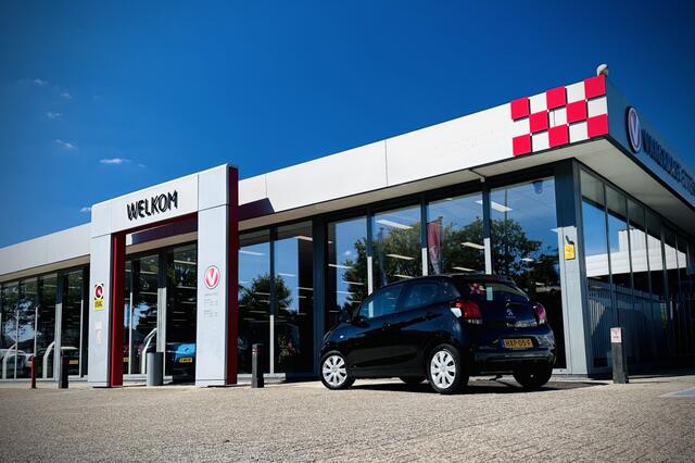 Peugeot 108 1.2 Puretech Allure/ Camera