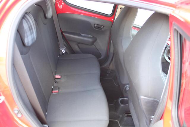 Peugeot 108 1.0 e-VTi Style 5-drs Airco Snelheidsregelaar Nieuwstaat