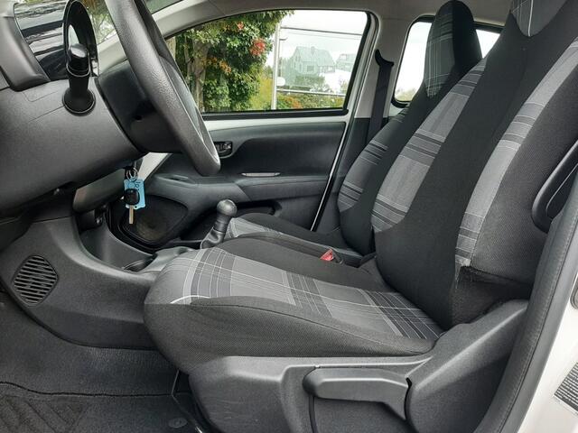 Peugeot 108 1.0 68pk Airco Bluetooth Centrale-vergrendeling Elektrische-ramen