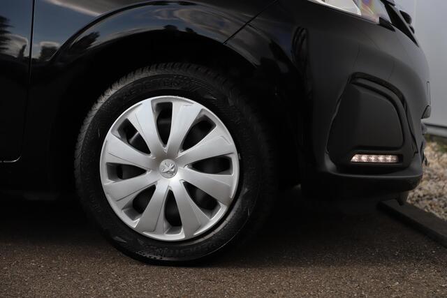 Peugeot 108 1.0 e-VTi Active Radio Airco Bluetooth Elektrische Ramen Getint Glas